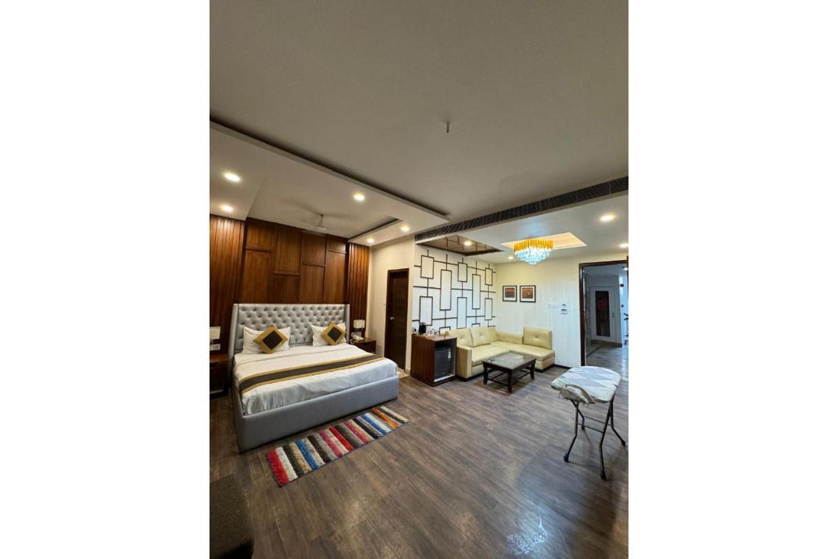 Hotel River Rhythm Assi Ghat Váránaszi Kültér fotó